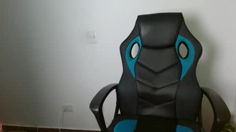 Snapshot of alex_parker07 chatting on 03/11/25, 01:37 Alex Parker online show from 03/11/25, 01:37