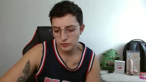 Alex Parker online show from 10/19/25, 07:03