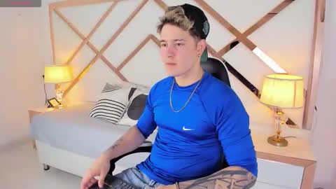 Snapshot of alex_pierce_ chatting on 02/17/26, 07:31 Alex online show from 02/17/26, 07:31