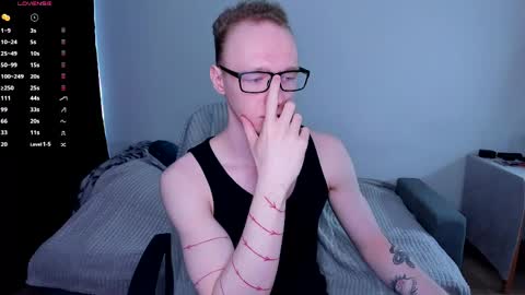 Snapshot of alex_silent chatting on 05/15/26, 10:33 alex_silent online show from 05/15/26, 10:33