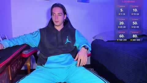     online show from 09/18/25, 02:13