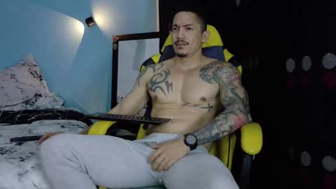 alex_sthorm online show from 04/30/26, 03:35