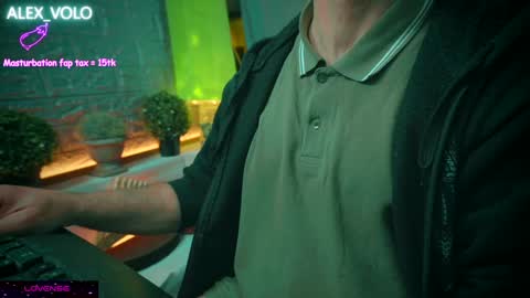 Snapshot of alex_volo chatting on 01/24/25, 10:00 Alex online show from 01/24/25, 10:00