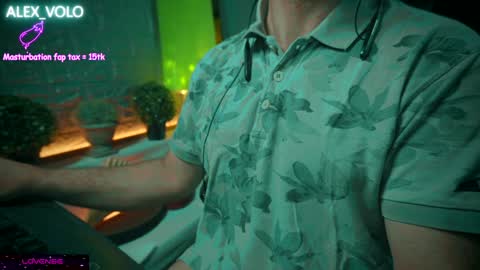 Snapshot of alex_volo chatting on 01/25/25, 10:28 Alex online show from 01/25/25, 10:28