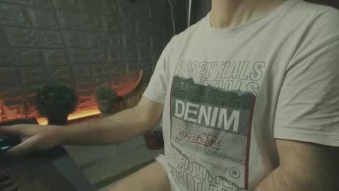 Snapshot of alex_volo chatting on 10/11/25, 08:13 Alex online show from 10/11/25, 08:13