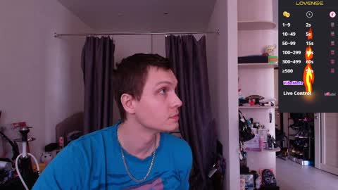 Snapshot of alex_wandhot chatting on 04/04/26, 05:38 Alex WandHot online show from 04/04/26, 05:38