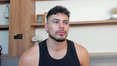 alex_wolf05 online show from 02/19/26, 05:20