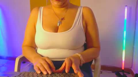 Snapshot of alexa472 chatting on 04/08/26, 03:39 Alexa online show from 04/08/26, 03:39