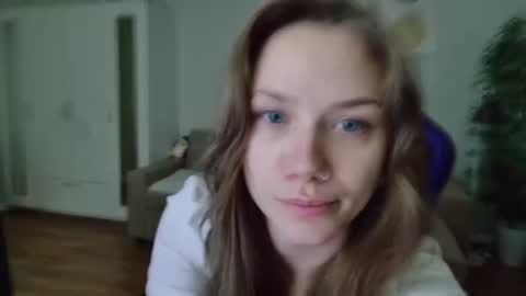 Snapshot of alexa_feels chatting on 06/28/26, 04:24 Little Duck homie online show from 06/28/26, 04:24
