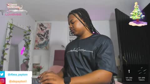 Snapshot of alexa_paytom1 chatting on 12/15/24, 11:53 Alexa online show from 12/15/24, 11:53