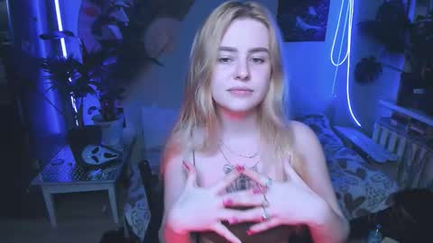 alexa_pirs online show from 10/14/25, 12:44