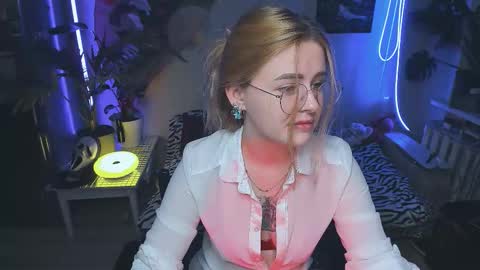 alexa_pirs online show from 11/01/25, 02:52