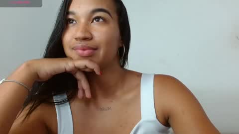 Snapshot of alexa_priincess chatting on 05/19/26, 04:57 online show from 05/19/26, 04:57