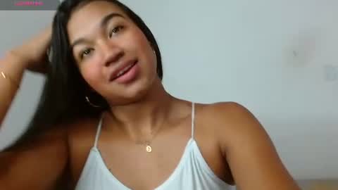 Snapshot of alexa_priincess chatting on 06/17/26, 04:52 online show from 06/17/26, 04:52