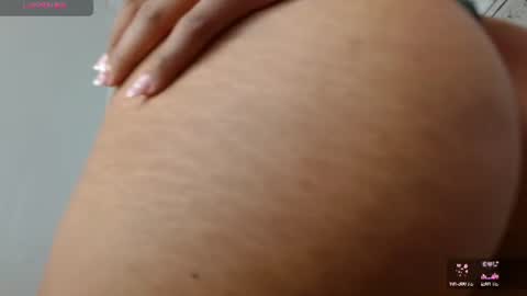 Snapshot of alexa_priincess chatting on 06/25/26, 04:22 online show from 06/25/26, 04:22