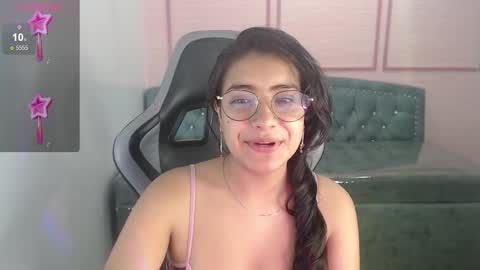 Alexandra online show from 09/25/25, 11:36