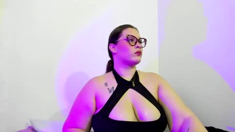 Snapshot of alexaablum chatting on 02/19/26, 03:02 Alexa online show from 02/19/26, 03:02