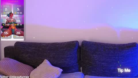 Snapshot of alexaaimee chatting on 12/19/25, 07:43 Alexa online show from 12/19/25, 07:43