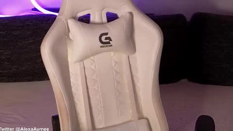 Snapshot of alexaaimee chatting on 03/07/26, 03:58 Alexa online show from 03/07/26, 03:58