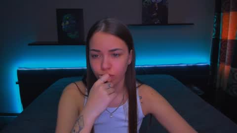 Snapshot of alexabarkley chatting on 02/03/25, 06:56 angel online show from 02/03/25, 06:56