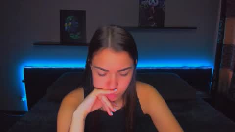 angel online show from 10/29/25, 01:30