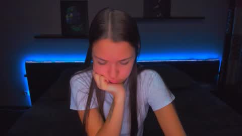 angel online show from 10/30/25, 12:23