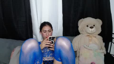 Snapshot of alexablairee chatting on 01/18/25, 03:27 alexablairee online show from 01/18/25, 03:27