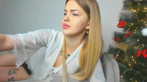 Snapshot of alexafiligrannova chatting on 12/20/25, 09:33 alexafiligrannova online show from 12/20/25, 09:33