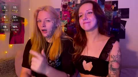 Snapshot of alexalarose chatting on 04/24/26, 03:42 alexalarose online show from 04/24/26, 03:42