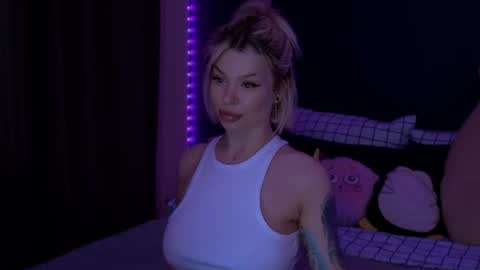 Snapshot of alexamason chatting on 07/27/26, 01:56 Alexa Mason online show from 07/27/26, 01:56