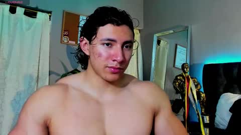 Snapshot of alexander_classy chatting on 01/13/26, 12:05 Alex online show from 01/13/26, 12:05