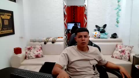 Snapshot of alexander_cr chatting on 07/10/26, 08:44 Alexander online show from 07/10/26, 08:44