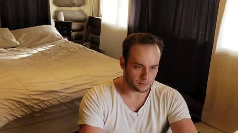 Snapshot of alexanderthemid chatting on 11/06/25, 09:37 alexanderthemid online show from 11/06/25, 09:37