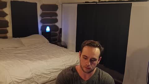 Snapshot of alexanderthemid chatting on 11/08/25, 03:29 alexanderthemid online show from 11/08/25, 03:29