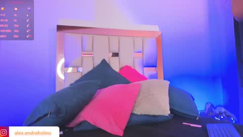 alexandra_holms1 online show from 12/29/24, 12:45