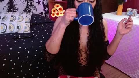 alexandra_jonas online show from 05/12/26, 02:52