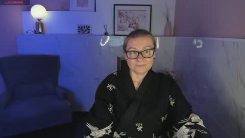 Alexandra online show from 01/04/25, 04:55