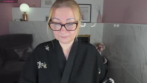 Alexandra online show from 01/14/25, 02:11