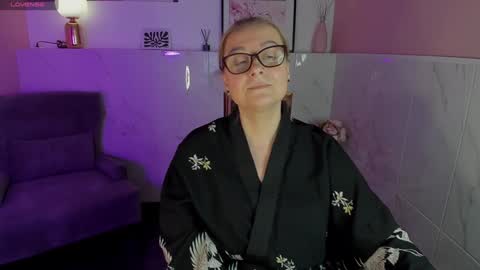 Alexandra online show from 01/18/25, 02:25