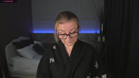 Alexandra online show from 01/24/25, 03:32