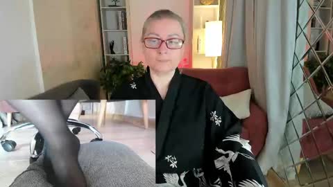 Alexandra online show from 05/05/26, 02:36