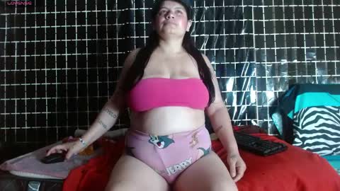 Snapshot of alexandra_xxx_ chatting on 04/21/26, 05:14 alexandra_xxx_ online show from 04/21/26, 05:14
