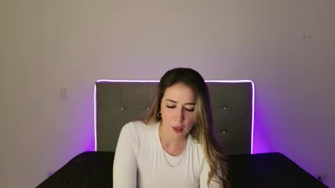 Snapshot of alexandraa_gomez chatting on 02/13/26, 10:06 alexandraa_gomez online show from 02/13/26, 10:06