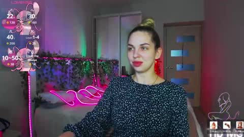 Snapshot of alexandracandy chatting on 05/11/26, 01:28 alexandracandy online show from 05/11/26, 01:28