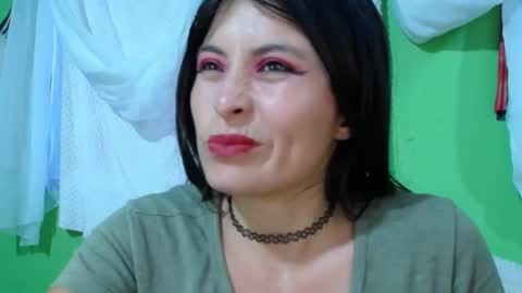 Snapshot of alexandrasaen chatting on 12/17/24, 10:43 alexandrasaen online show from 12/17/24, 10:43