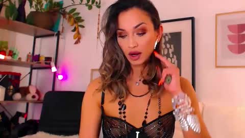 Snapshot of alexandrawooow chatting on 04/23/26, 11:31 alexandrawooow online show from 04/23/26, 11:31