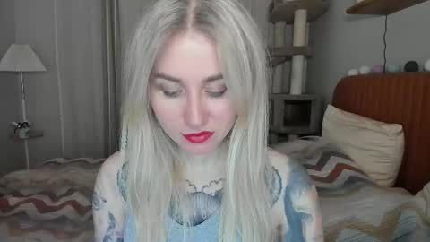 Snapshot of alexarush chatting on 12/15/25, 05:50 alexarush online show from 12/15/25, 05:50