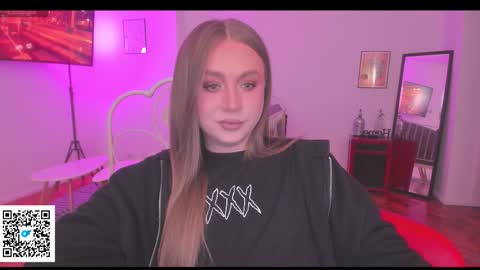 Snapshot of alexashowcum chatting on 12/20/25, 05:31 Alexa online show from 12/20/25, 05:31