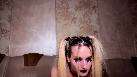 Snapshot of alexasweetblonde chatting on 06/21/26, 09:28 Alexa online show from 06/21/26, 09:28