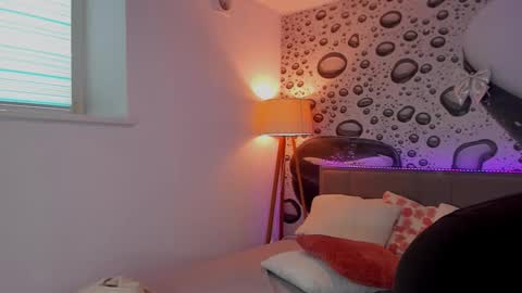 Snapshot of alexawilds chatting on 02/21/26, 12:06 AlexaWilds online show from 02/21/26, 12:06